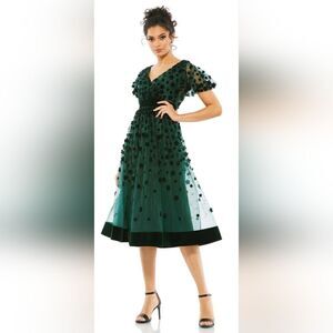 Mac Duggal EMBELLISHED BUTTERFLY SLEEVE MIDI DRESS NWT size 2 Green (67854)